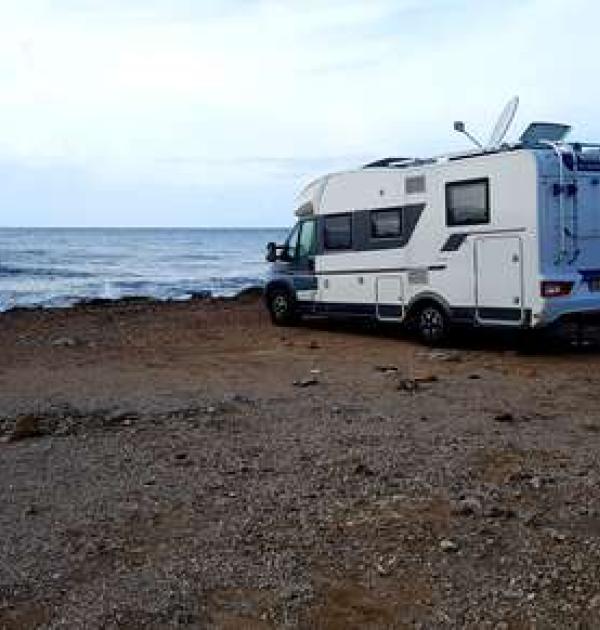 Hoofdfoto Spiazzo scogli sosta libera camper