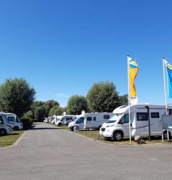 Hoofdfoto Kompas Camperpark Lombardsijde