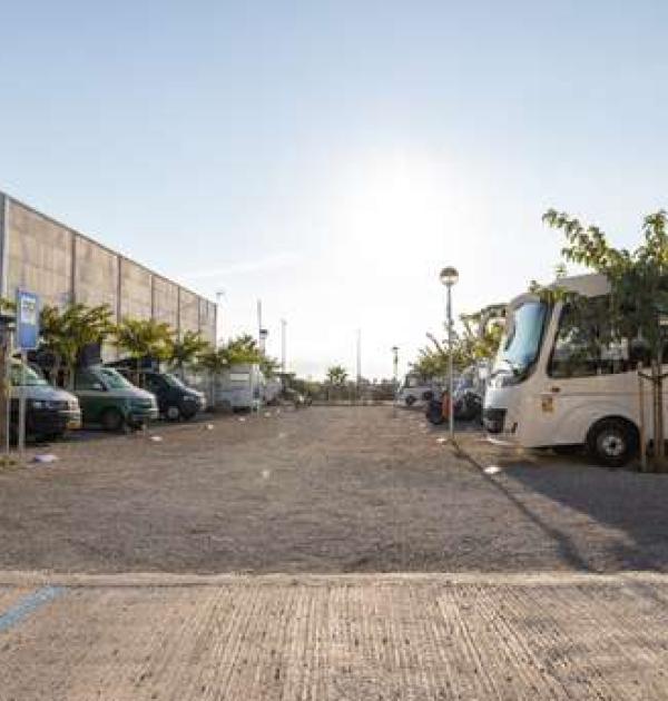 Hoofdfoto Nomadic Valencia Camping Car